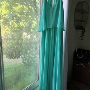 B. Darlin V-neck Maxi Dress Mint kiss.